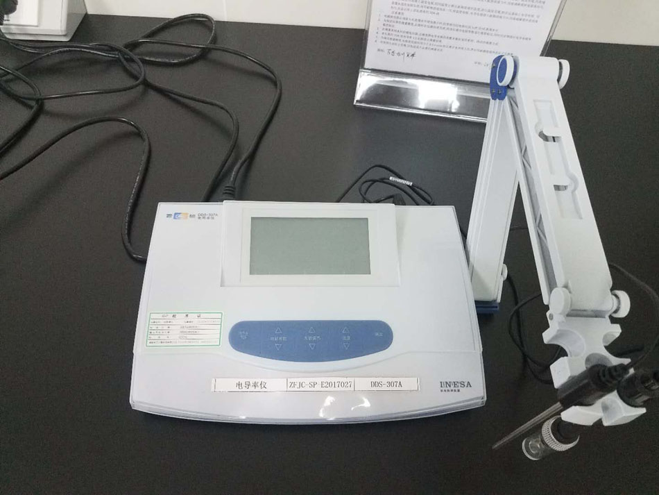 电导率仪 用于测定水质的电导率.jpg