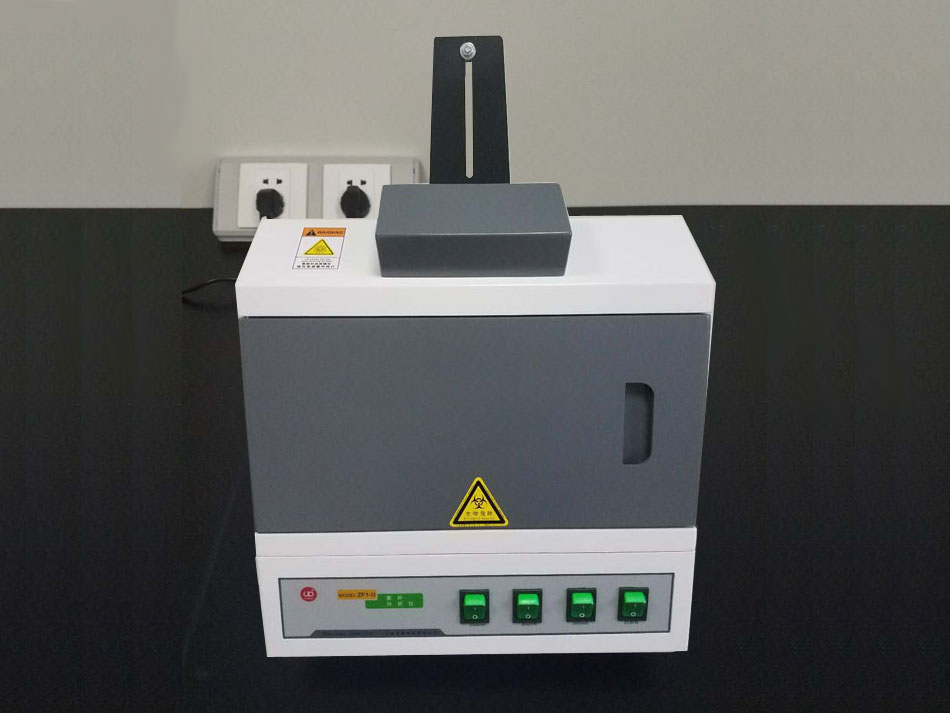 紫外分析仪 用于样品的荧光测定.jpg